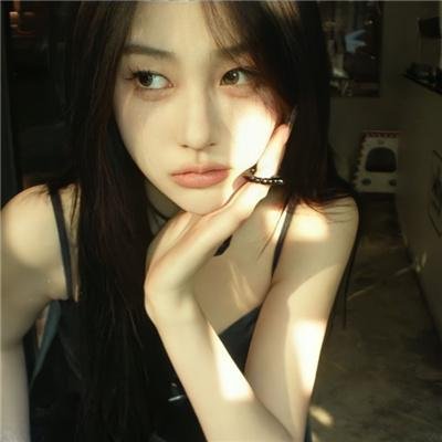 禁足少女罗曼史